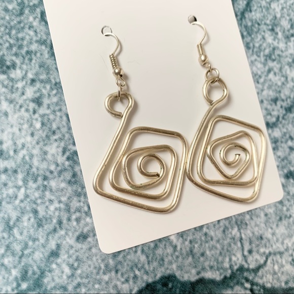 Silver Geometric Dangly Earrings with Sheer White Jewelry Bag - Picture 2 of 8